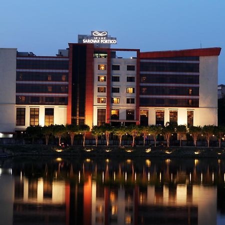 Le Lac Sarovar Portico- Ranchi Esterno foto