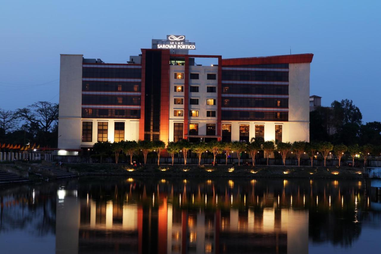 Le Lac Sarovar Portico- Ranchi Esterno foto