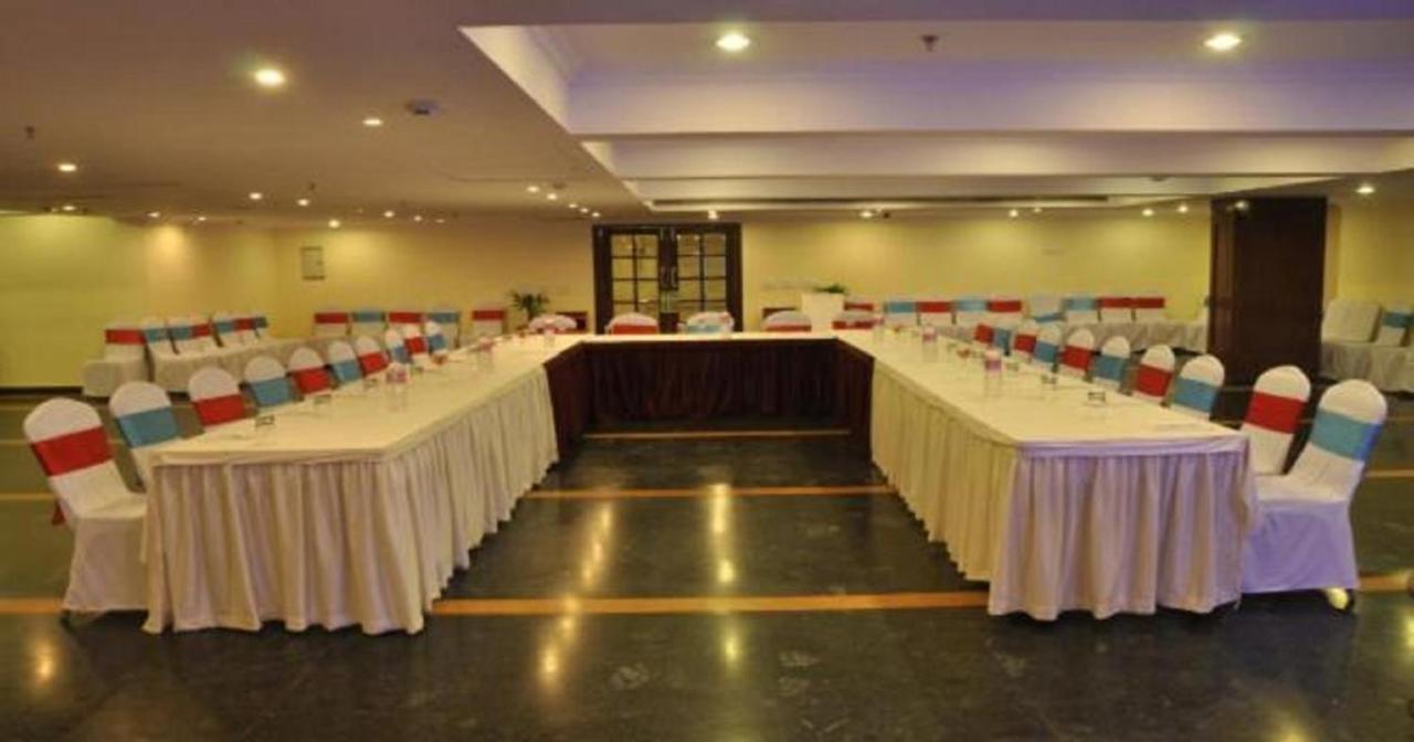 Le Lac Sarovar Portico- Ranchi Esterno foto