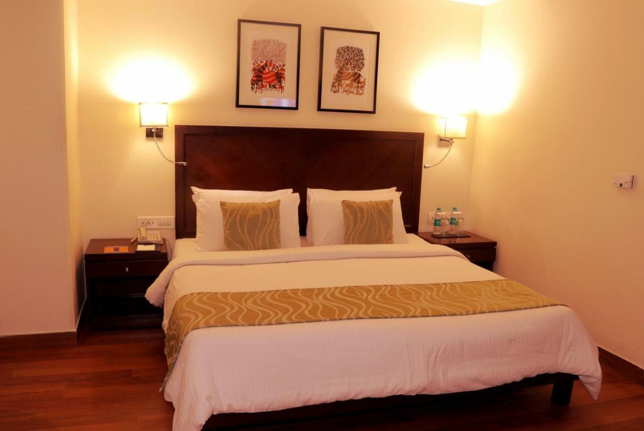 Le Lac Sarovar Portico- Ranchi Esterno foto