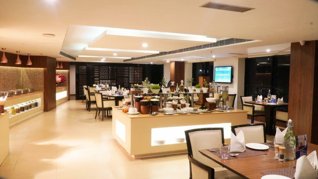 Le Lac Sarovar Portico- Ranchi Esterno foto