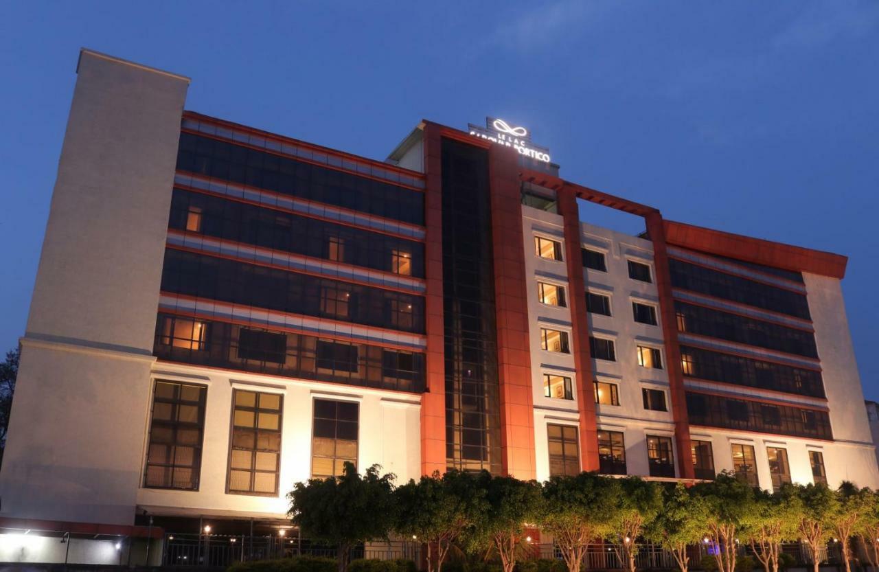 Le Lac Sarovar Portico- Ranchi Esterno foto