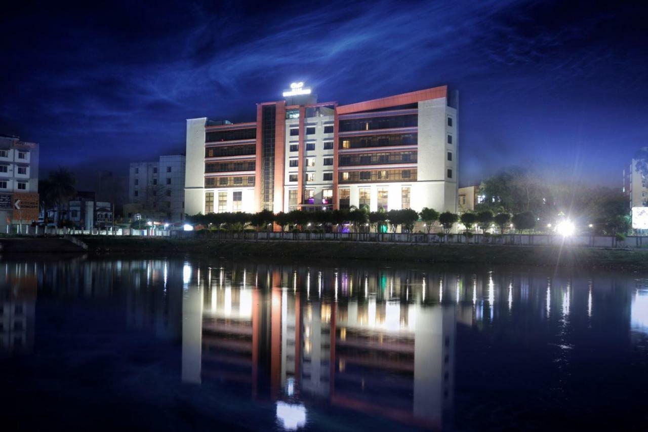 Le Lac Sarovar Portico- Ranchi Esterno foto
